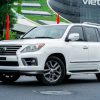 Lx 570 2013 hanoicar 1.jpg